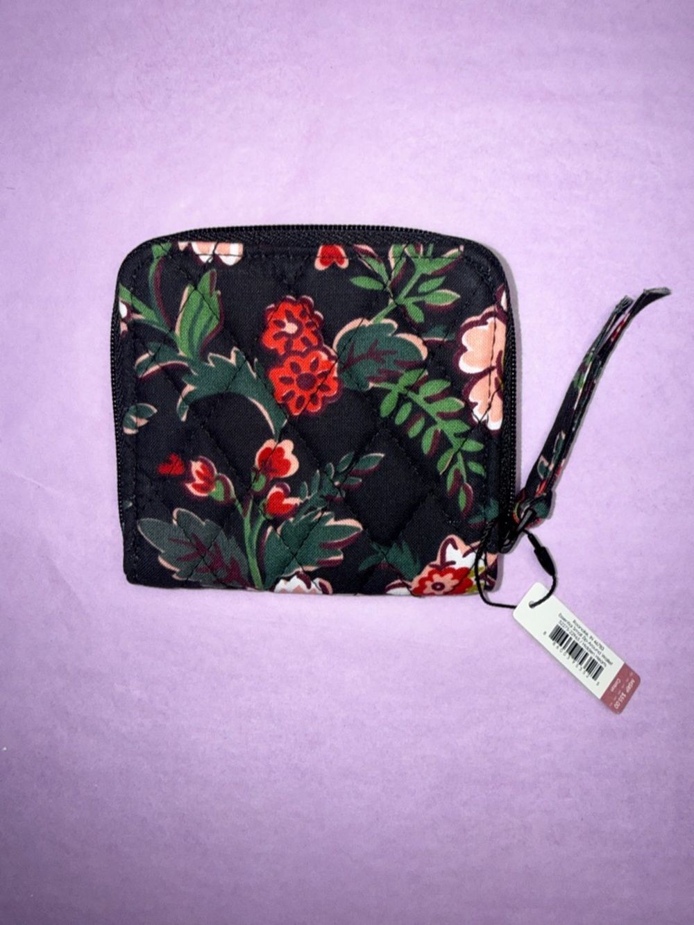 NWT Vera Bradley Essential Small
Zip-Around Wallet -Hidden Hearts - Picture 2 of 5